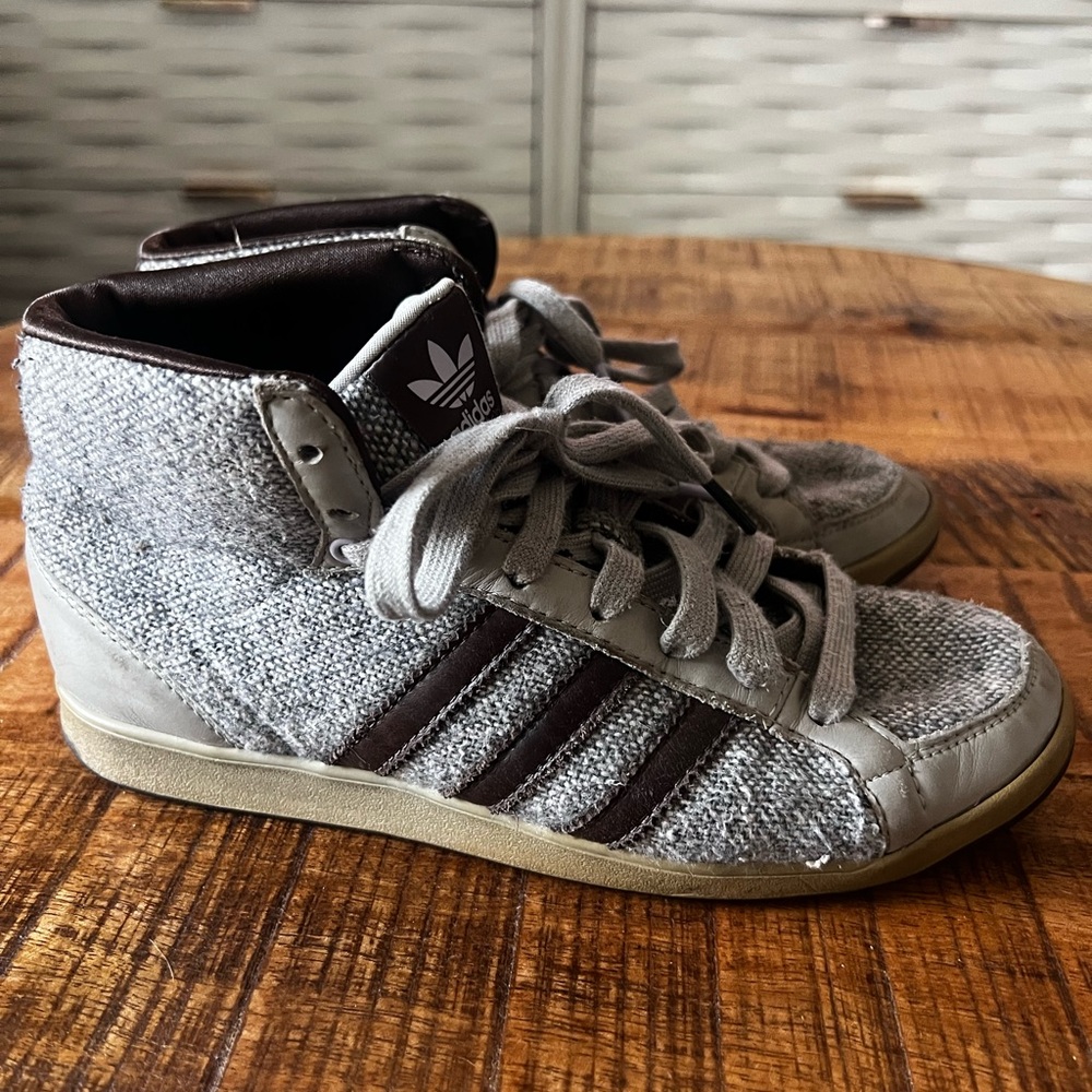 COPY - Adidas Sneakers. size 5.5 . Grey and Brown